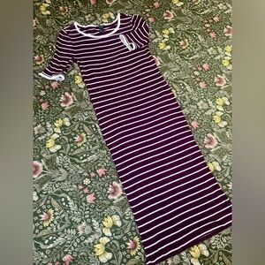 Forever 21 Short Sleeve Striped Dress in Maroon and White